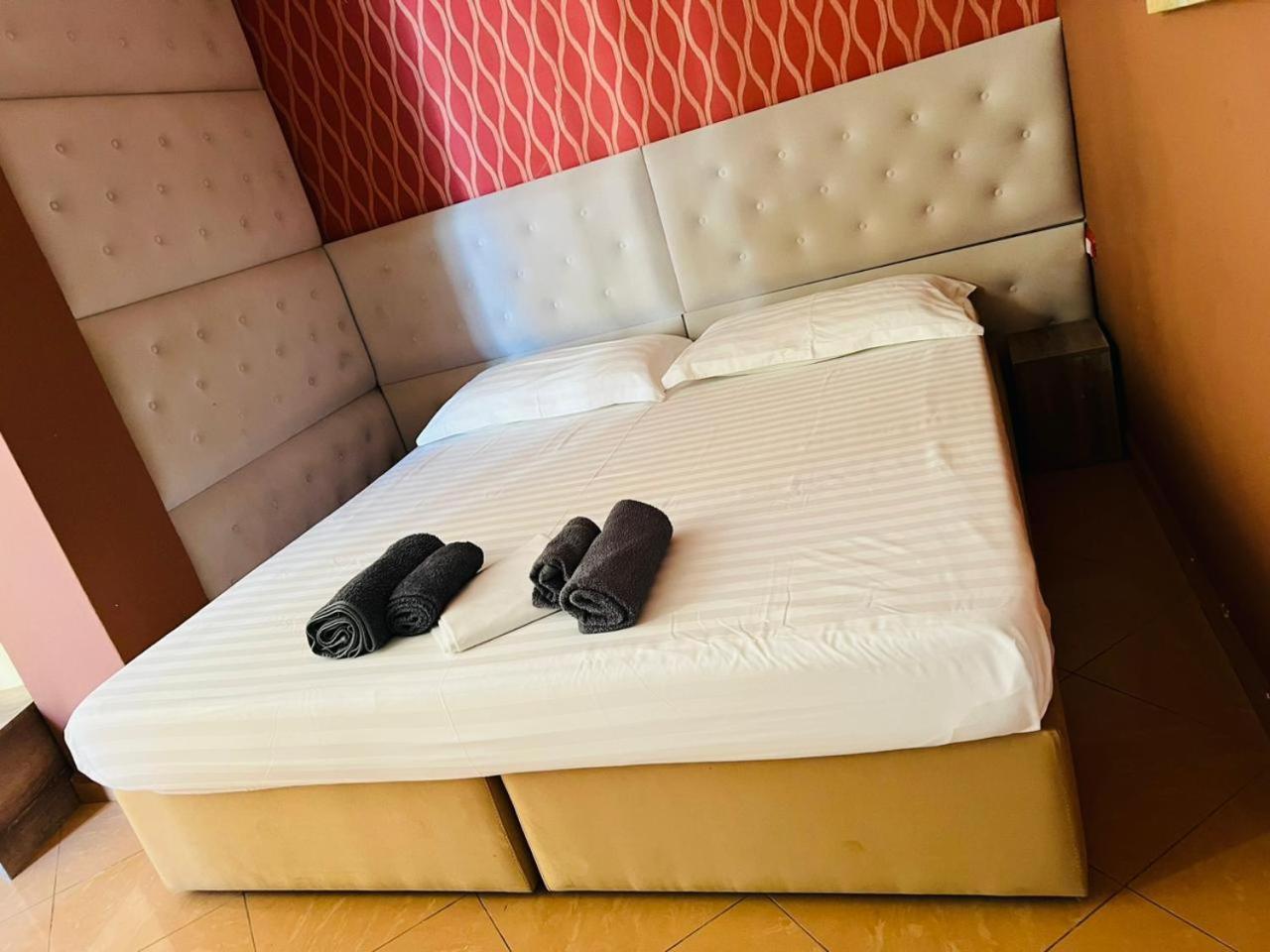 Inn Hotel Škalngur Εξωτερικό φωτογραφία