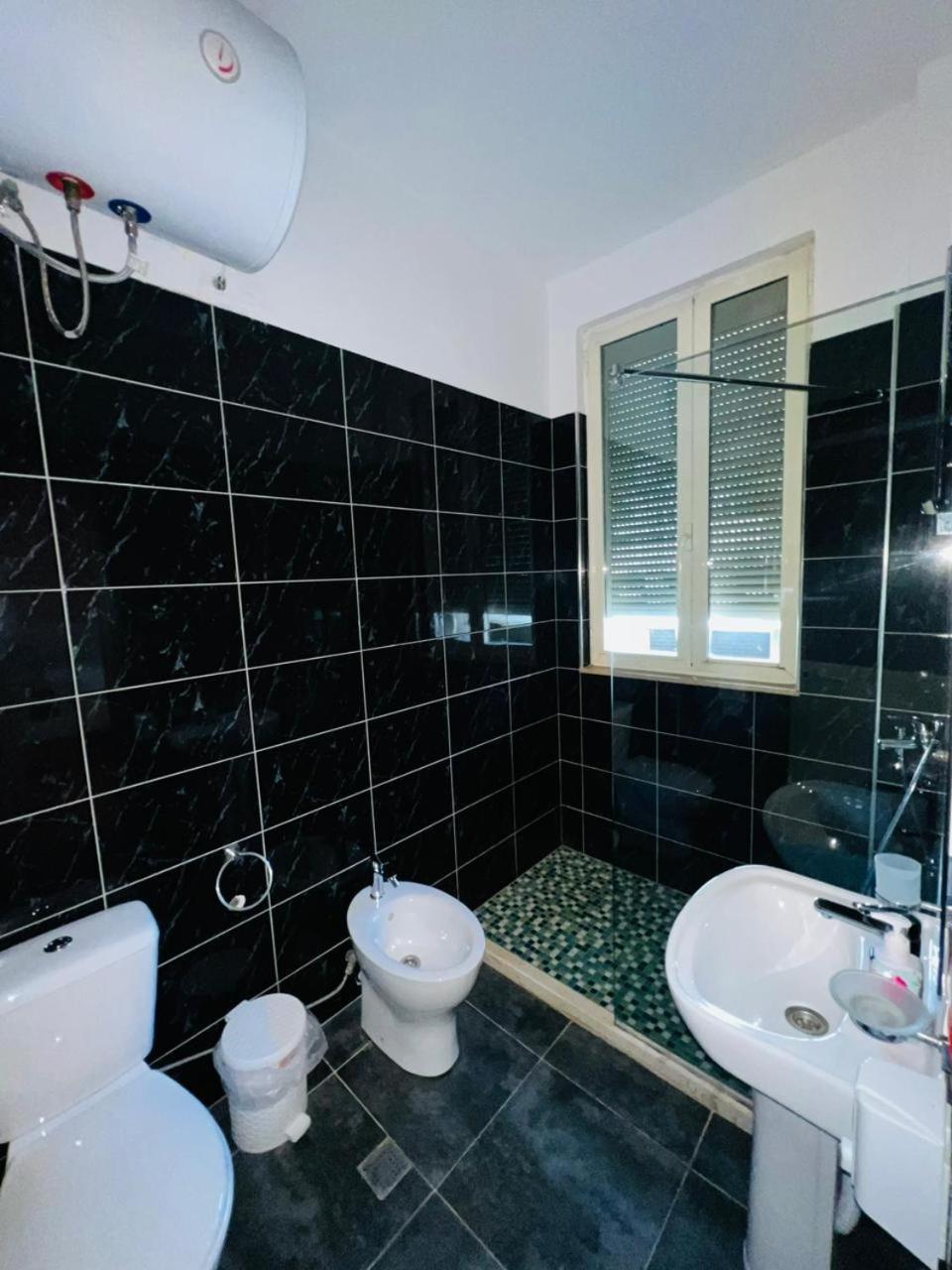 Inn Hotel Škalngur Εξωτερικό φωτογραφία